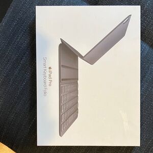 Apple Smart Keyboard Folio - Charcoal Gray